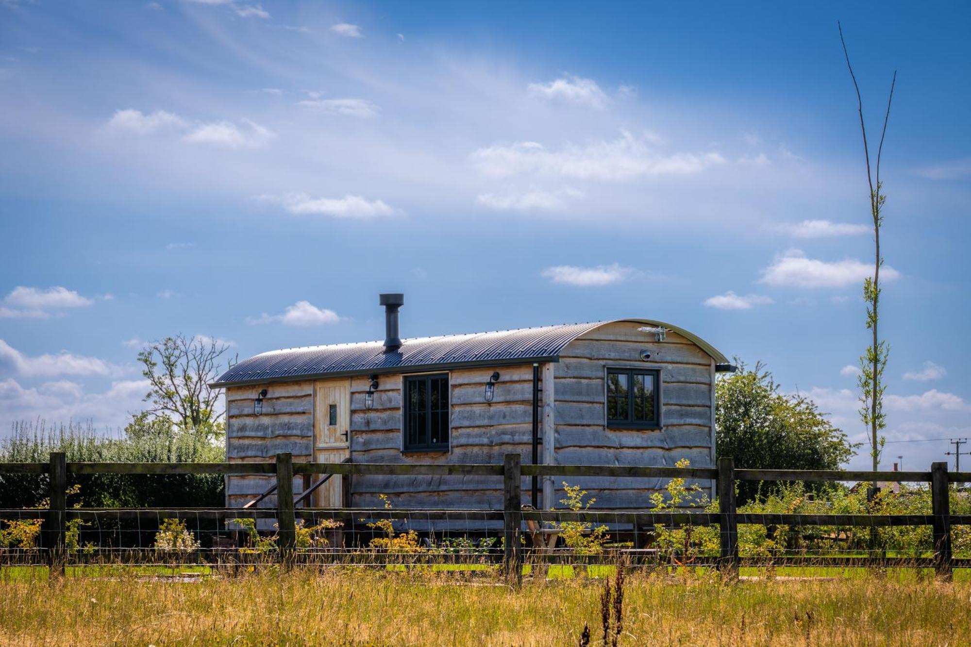 Monkwood Shepherds Hut - Ockeridge Rural Retreats Worcester Eksteriør bilde